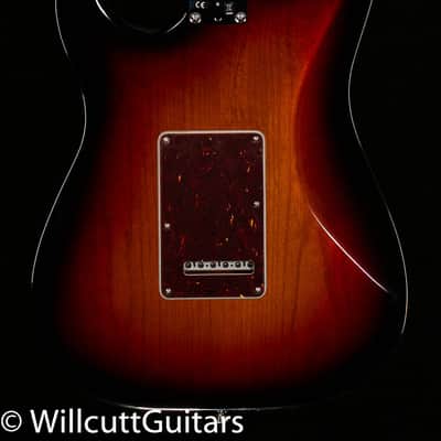 Fender American Professional II Stratocaster HSS Maple Fingerboard 3-Color Sunburst (718) image 4