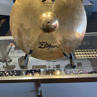 Zildjian 20" Rare Avedis Custom Sizzle Ride image 1