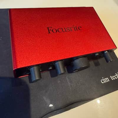 Focusrite Scarlett Solo 4th Gen USB Audio Interface 2023 - Present - Red image 5