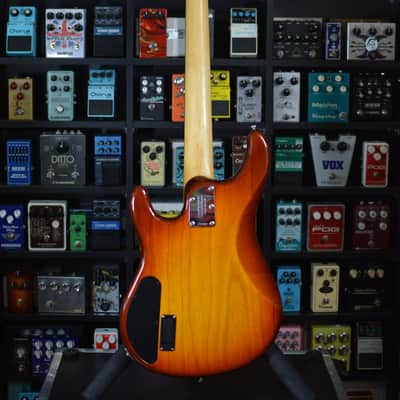 Ernie Ball Music Man Sterling USA 4H with Rosewood Fretboard 2000 - Honey Burst image 12