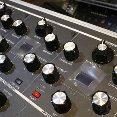 Moog One 16-Voice 61-Key Polyphonic Analog Synthesizer 2018 - Present - Black/Ash image 5