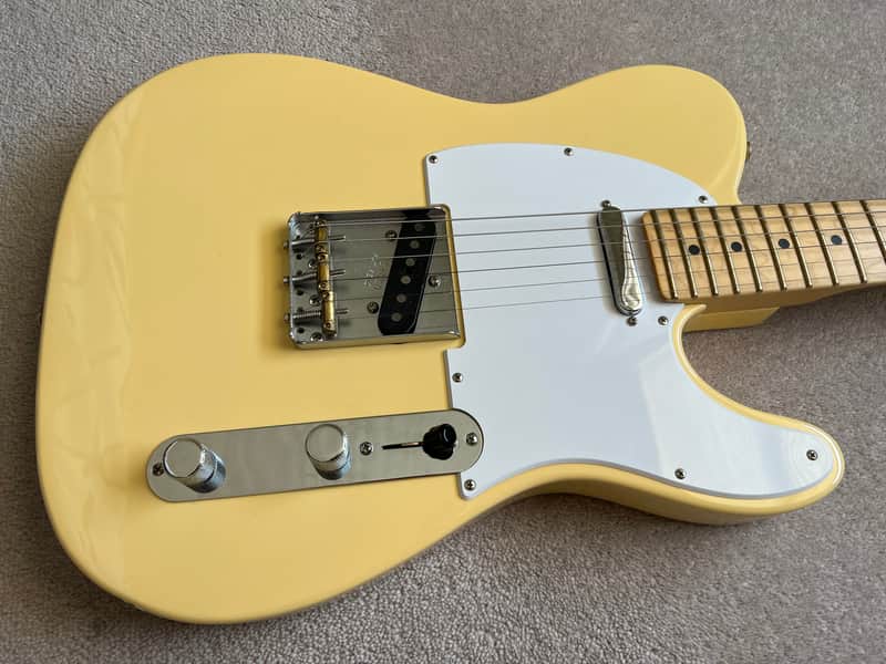 Fender American Performer Telecaster with Maple Fretboard 2018 - Present - Vintage White
