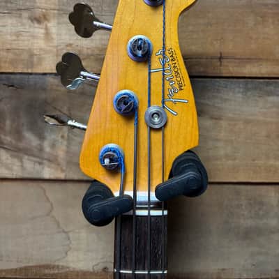Fender James Jamerson 1962 P-Bass 3-Tone Sunburst w/case image 5