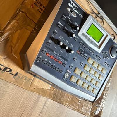 Roland SP-606 Sampler with original BOX image 13