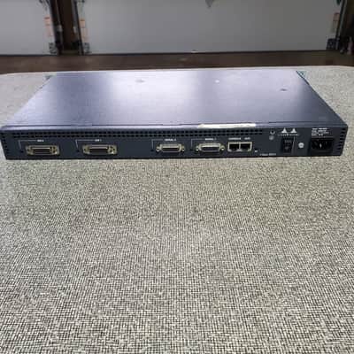 Cisco 2500 Series Model 2514 Router image 3