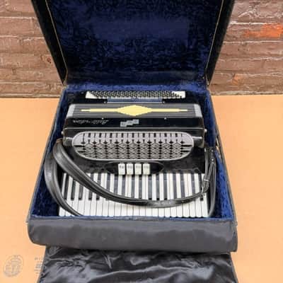 Rare R.J.H. Bellcordion – Vintage Custom Accordion image 10
