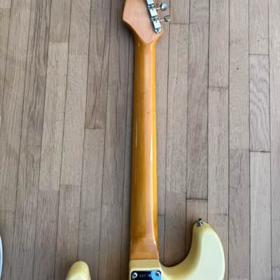 Fender Stratocaster American Vintage Reissue '62 1988 - White image 15