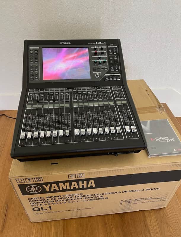 YAMAHA QL1 Digital Mixing Console EXCELlent condition with gurrantee and shipping fast image 1