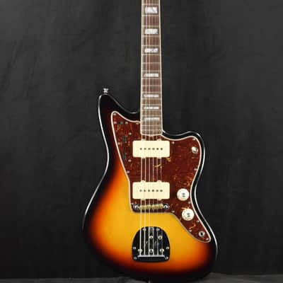 Mint Fender 1967 Jazzmaster DLX Closet Classic 3-Color Sunburst 3A Rosewood Fingerboard image 2
