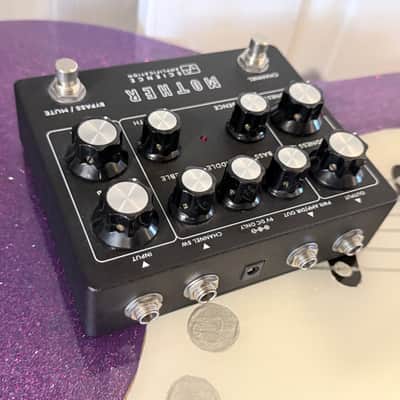 Science Amplification Mother Preamp Pedal image 3