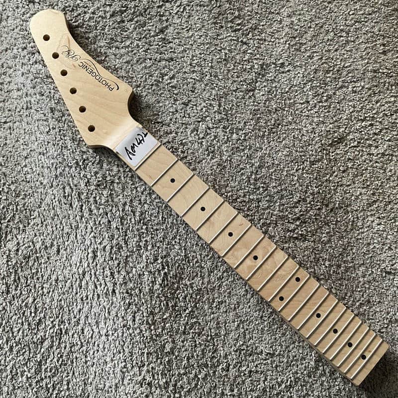 Short Scales Maple Wood Guitar Neck, 21 Frets Fingerboard image 1
