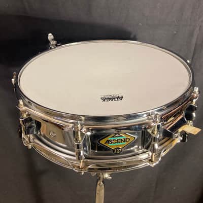Ascend (by LP / Latin Percussion) - 3.5x14" Metal 8-lug Piccolo Snare Drum 1990's - Chrome image 3