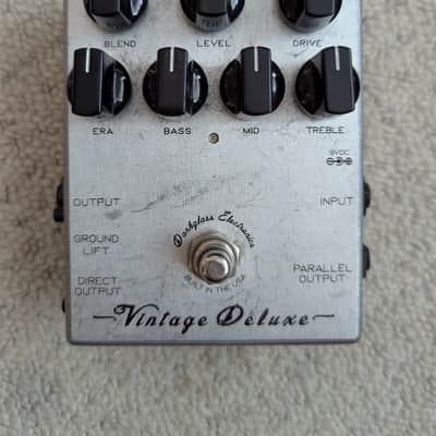 Darkglass Electronics Vintage Deluxe V1 2014 - 2015 - Silver image 1