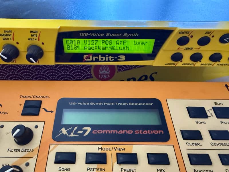 E-MU Systems XL7 AND Orbit 3 2001 - Yellow image 1