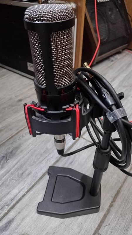 SALE OFFER...!!! PROAR Condenser Microphone XLR, Cardioid Pickup Pattern, 48V Phantom Power 2023 - BLACK image 1