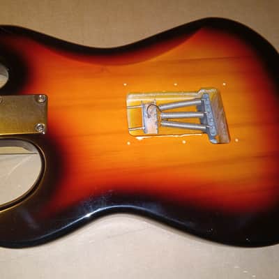 Pignose Electric Guitar w Seymour Duncan Dimarzio Pups Sunburst Stratocaster Satriani image 2