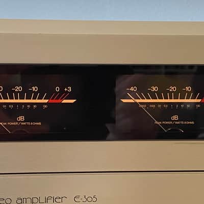 Accuphase E-305 80’s - Gold image 9