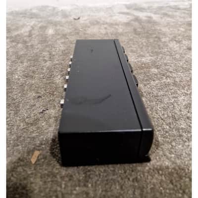 1x5 Stereo Audio Switch - Black - Good image 4