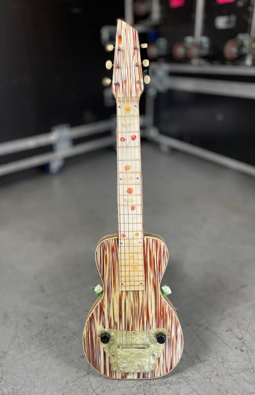 Unknown '50s lap steel owned by Nels Cline