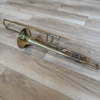 Bach 42BO Stradivarius Series Tenor Trombone with Open Wrap F Attachment, Standard Rotor Valve 1990s - Clear Lacquered Brass image 3