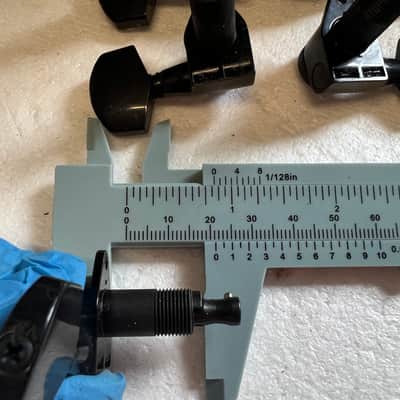 Martin 5 sets of new tuning Machines 2020 - Black image 9