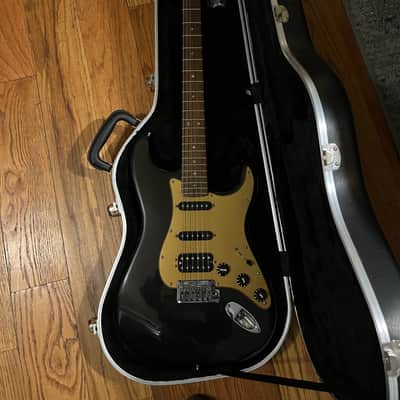 American Deluxe Stratocaster® HSS (2004-2010), Rosewood Fingerboard, Montego Black image 3