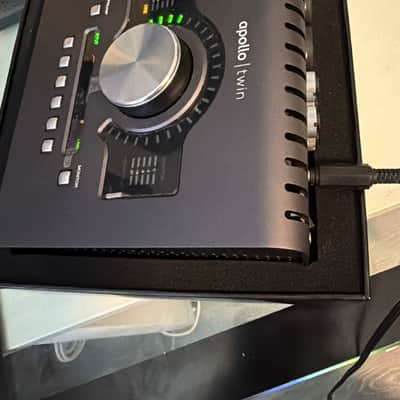 Universal Audio Apollo Twin DUO MKII Heritage Edition Thunderbolt 2 Audio Interface 2020 - Present - Gray image 5