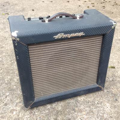 Ampeg M-12-A Mercury 2-Channel 18-Watt 1x12" Guitar Combo
