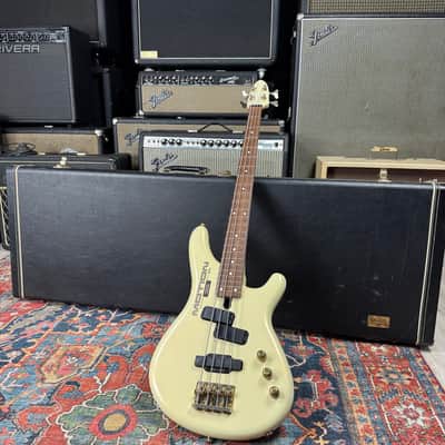 Yamaha Motion Bass MBIII Super Edition Short Scale Bass w/HSC 1980's - Pearl White image 5