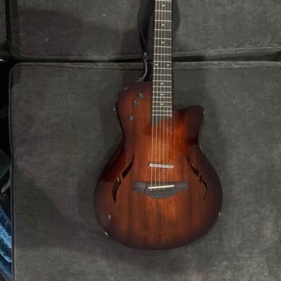 Taylor T5z Classic DLX image 3