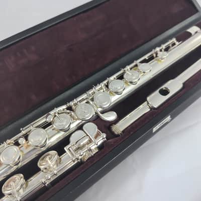 Yamaha flute YFL-514 MINT condition EC cut solid silver headjoint image 2