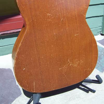 Harmony H165 mahogany 000 size guitar w/hsc 1960s image 4