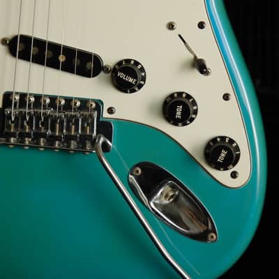 Fender International Series Stratocaster Maui Blue 1981 Vintage Guitar Pre-Owned image 5