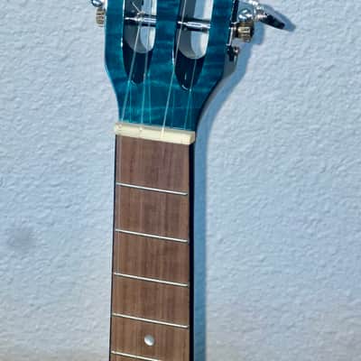 Mint Lanikai QM-BLCET Tenor Ukulele , Great Item Includes Fresh Strings, Deluxe Case & Ships Ultra Fast ! image 3