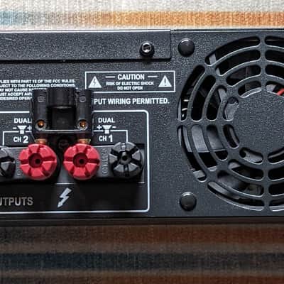 Crown XLS 1502 2-Channel 525W Power Amplifier 2010s - Black image 4