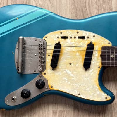 TPP Kurt Cobain "Smells Like Teen Spirit" Fender Vintera Competition Mustang Tribute - Relic Seymour Duncan image 2