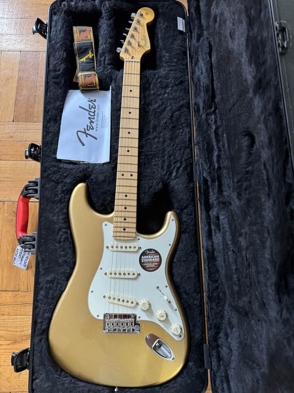 Fender FSR 60th Anniversary American Standard Stratocaster Aztec