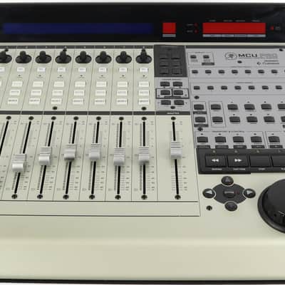 Mackie MCU Pro Universal DAW Control Surface image 3
