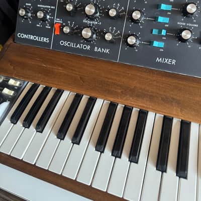 Moog Minimoog Model D 44-Key Monophonic Synthesizer 1971 - 1982 - Black / Wood image 3