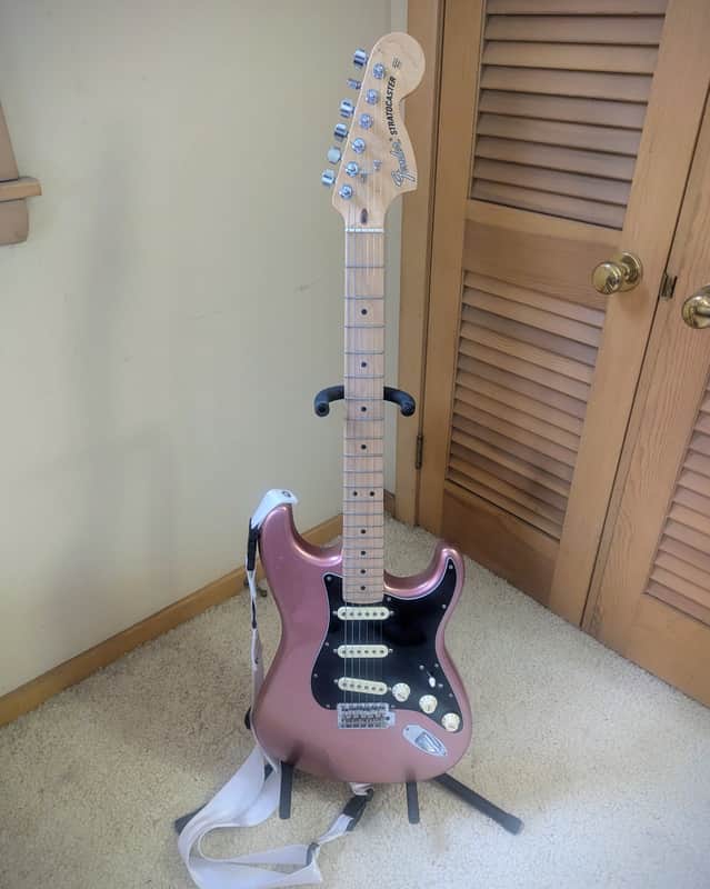 Fender American Performer Stratocaster with Maple Fretboard 2018 - 2019 - Penny image 1