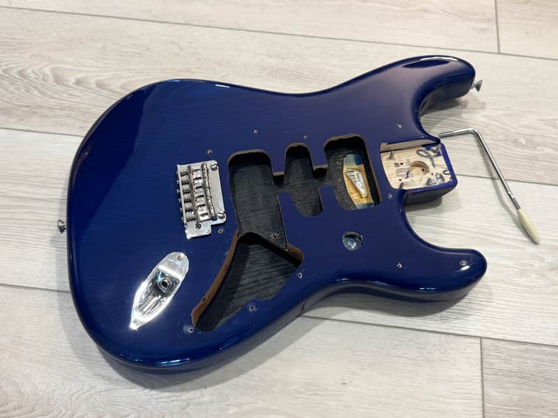 MINT Loaded Fender Deluxe Player Sapphire Blue Transparent Ash Stratocaster Body