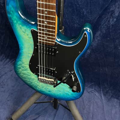 Schecter Traditional Pro Maple in Transparent Blue Burst Pre-owned image 3