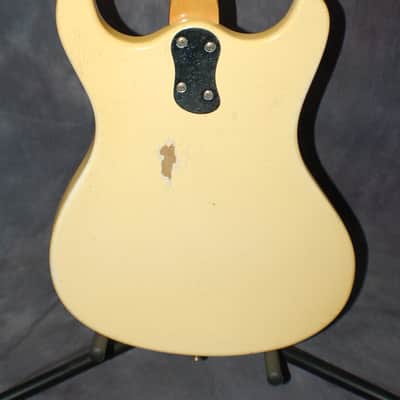 Video Demo 1966 Original Mosrite Ventures II White Pro Setup Original Hard Shell Case Strap image 10