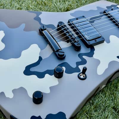 ESP Snakebyte James Hetfield Signature 2022 - Present - Kuiu Camo Satin image 3