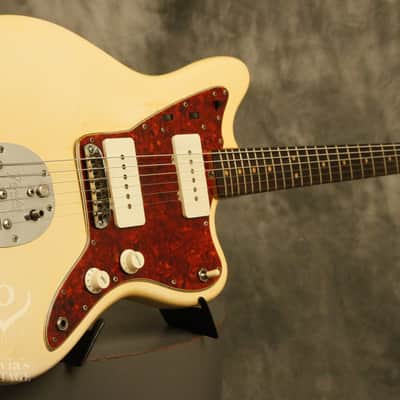 original 1964 Fender JAZZMASTER Olympic White w/matching headstock image 11