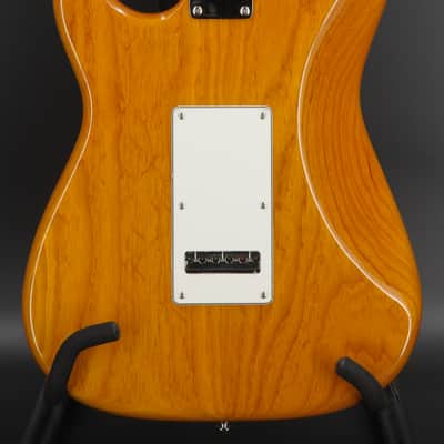 G&L Legacy - Swamp Ash - Honey Finish #6249 image 4