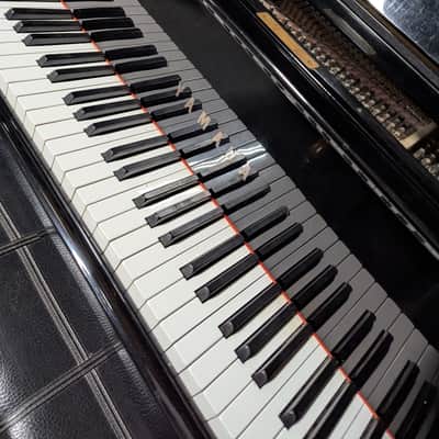 Yamaha G3 grand piano SN 1248902 - Polish Ebony image 2