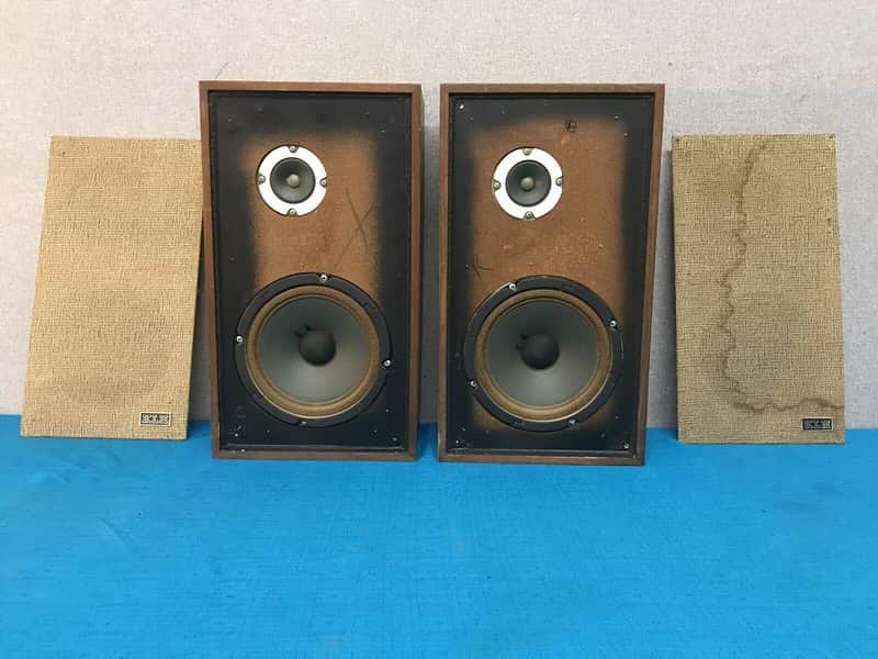 Vintage KLH Model Thirty Two 32 Speakers Set of 2 - Tested