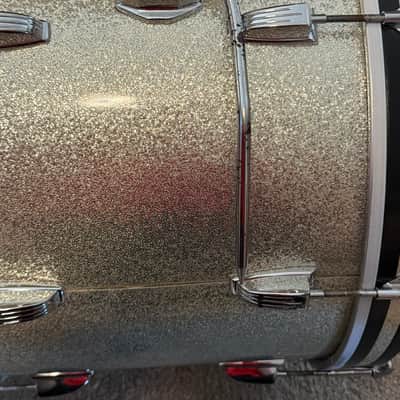 1967 Ludwig Downbeat with ALL ORIGINAL hardware in Silver Sparkle. image 15