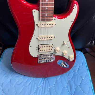 Fender Deluxe Stratocaster HSS 2020 Candy Apple Red with Hard Case image 6
